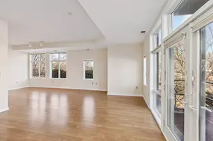 301 7th St W, Northfield, MN 55057 - Photo 4