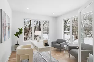 9597 Sandra Ln, Minnetonka, MN 55305 - Photo 10
