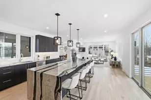 9597 Sandra Ln, Minnetonka, MN 55305 - Photo 18