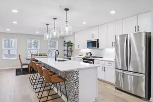 657 Village Dr, New Brighton, MN 55112 - Photo 4