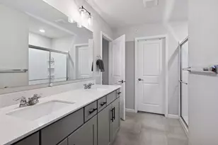 657 Village Dr, New Brighton, MN 55112 - Photo 20