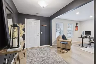 657 Village Dr, New Brighton, MN 55112 - Photo 28