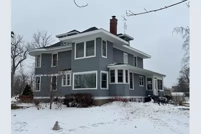 311 9th Street S, Olivia, MN 56277 - Photo 4