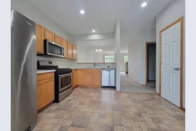 306 Heritage Trail, Circle Pines, MN 55014 - Photo 4