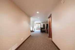 650 33rd St NW, Austin, MN 55912 - Photo 32