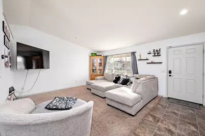 509 Lindsey Lane, Belle Plaine, MN 56011 - Photo 2