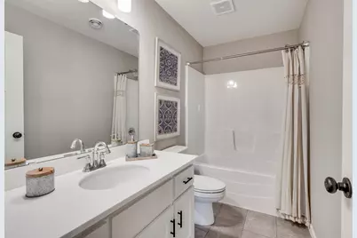 673 47th Avenue NE, Saint Cloud, MN 56304 - Photo 14