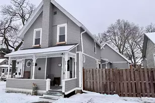 253 W Mill St, Winona, MN 55987 - Photo 1