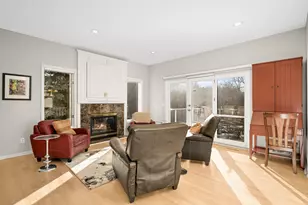 14518 Chateau Ct, Burnsville, MN 55306 - Photo 16