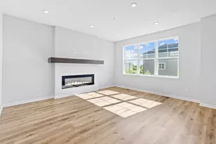 7614 Connie Ln, Inver Grove Heights, MN 55076 - Photo 14