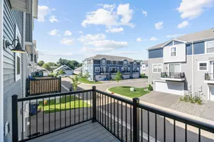 7614 Connie Ln, Inver Grove Heights, MN 55076 - Photo 8