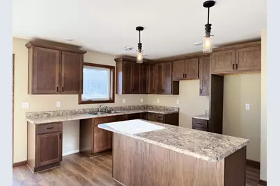 141 Washington Street, Walnut Grove, MN 56180 - Photo 2