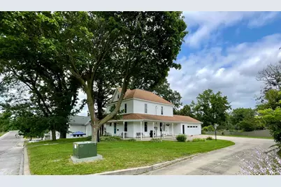 303 2nd Street NW, Stewartville, MN 55976 - Photo 1