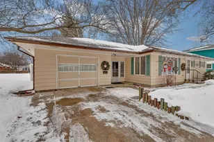 1008 23rd Ave N, Saint Cloud, MN 56303 - Photo 2
