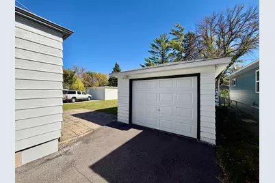 612 16th Street N, Moorhead, MN 56560 - Photo 4