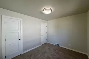 612 16th St N, Moorhead, MN 56560 - Photo 16