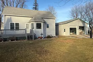 102 7th Street NE, Fulda, MN 56131 - Photo 2