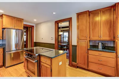 2025 Franklin Avenue SE, Minneapolis, MN 55414 - Photo 12