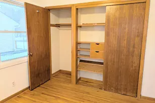 1306 12th St NW, Austin, MN 55912 - Photo 10