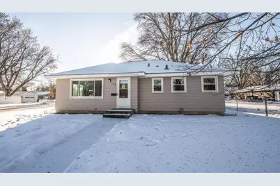736 3rd Avenue E, Shakopee, MN 55379 - Photo 32