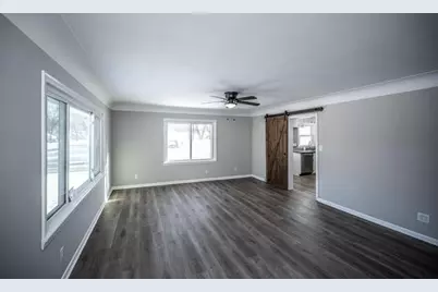 736 3rd Avenue E, Shakopee, MN 55379 - Photo 10