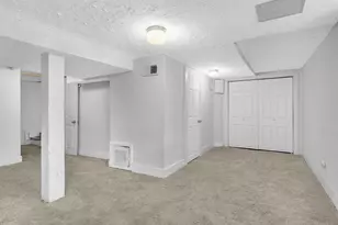 909 Marshall Ave, Saint Paul, MN 55104 - Photo 30