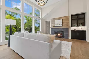 2706 Lakeview Ct, Little Canada, MN 55117 - Photo 14