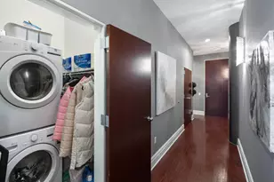 5601 Smetana Dr, Hopkins, MN 55343 - Photo 10