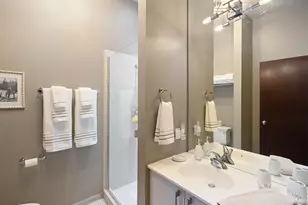 5601 Smetana Dr, Hopkins, MN 55343 - Photo 14