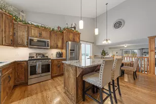 300 Pine St, Cannon Falls, MN 55009 - Photo 10