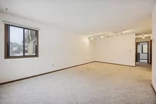 6510 83rd Ct N, Brooklyn Park, MN 55445 - Photo 4