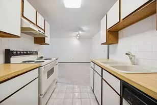 6510 83rd Ct N, Brooklyn Park, MN 55445 - Photo 10