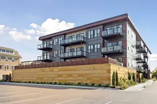 253 Lake Street E, Wayzata, MN 55391 - Photo 58