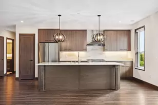 253 Lake Street E, Wayzata, MN 55391 - Photo 14