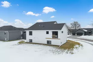 3658 Meadow Sage Court SE, Rochester, MN 55904 - Photo 38