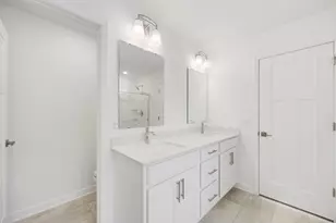 18211 Huntley Trl, Lakeville, MN 55044 - Photo 12