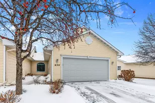 630 Aqua Cir, Circle Pines, MN 55014 - Photo 2