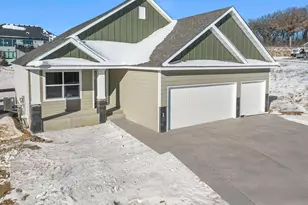 27270 Pete's Hl Trl, Elko New Market, MN 55020 - Photo 2