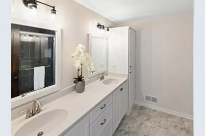 2524 Buchanan Lane S, Cambridge, MN 55008 - Photo 24