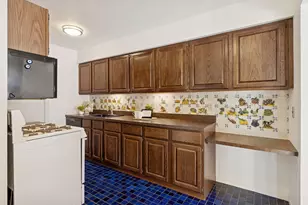 4849 Cedar Lk Rd S, Saint Louis Park, MN 55416 - Photo 10