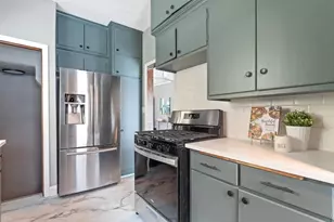 4047 Colfax Ave N, Minneapolis, MN 55412 - Photo 2
