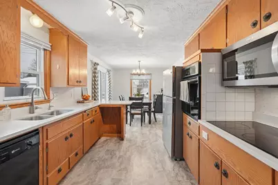 8190 Ingberg Trail S, Cottage Grove, MN 55016 - Photo 4