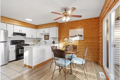 13573 Everton Avenue, Apple Valley, MN 55124 - Photo 2