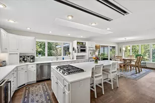 5512 Hillside Ct, Edina, MN 55439 - Photo 28