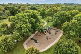 5512 Hillside Ct, Edina, MN 55439 - Photo 94