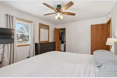 116 Territorial Road NE, Blaine, MN 55434 - Photo 24