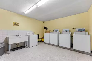 2610 Garfield Ave, Minneapolis, MN 55408 - Photo 18