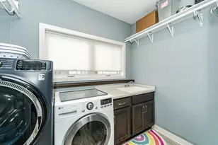 4283 Stone Point Dr NE, Rochester, MN 55906 - Photo 16