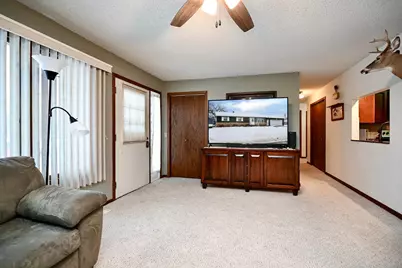 624 7th Street W, Wabasha, MN 55981 - Photo 2