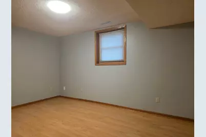 951 W Village Circle SE, Rochester, MN 55904 - Photo 16